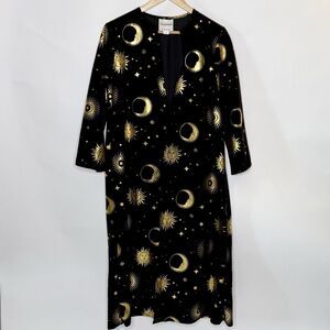 UNDERWRAPS Mystical Cloak Celestial Sun Moon Gold Metallic Black Velvet Kid's L